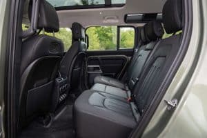 Land Rover Defender 110 Probefahrt Innenraum