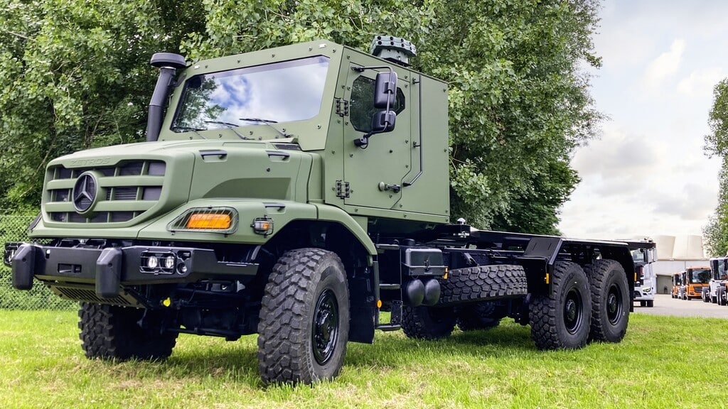 Mercedes Benz Zetros 8x8 2